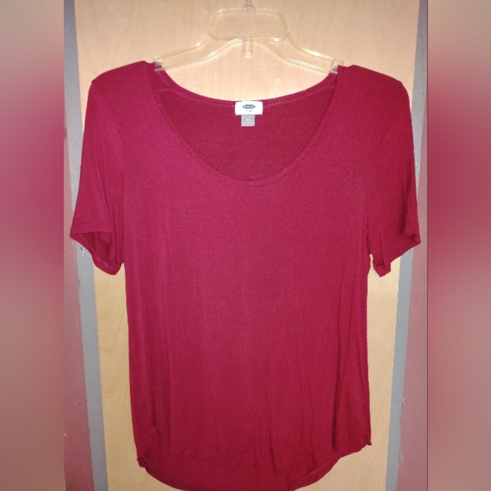 Old Navy Shirt Women's Medium , Burgundy